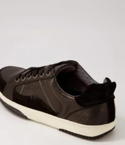 Vic Black Pull Up Leather Sneakers 12 Vic Black Pull Up Leather Sneakers -Lynx Shoes Shop CF11706BLA5Y 6