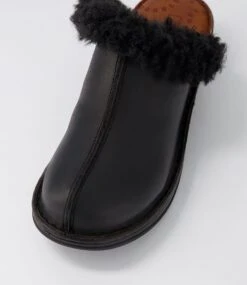 Nassie Black Leather Fur Heels 10 Nassie Black Leather Fur Heels -Lynx Shoes Shop CF11803BLAEI 5