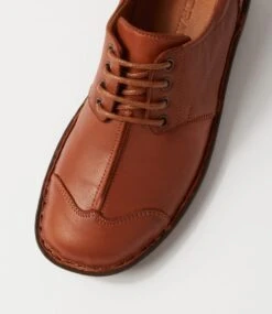 Inera Tan Leather Lace Up Flats -Lynx Shoes Shop CF11817TANLE 5