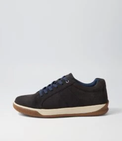 Edo Navy Tumble Nubuck Sneakers