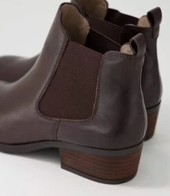 Zenna Choc Leather Chelsea Boots -Lynx Shoes Shop DF11279E91LE 6