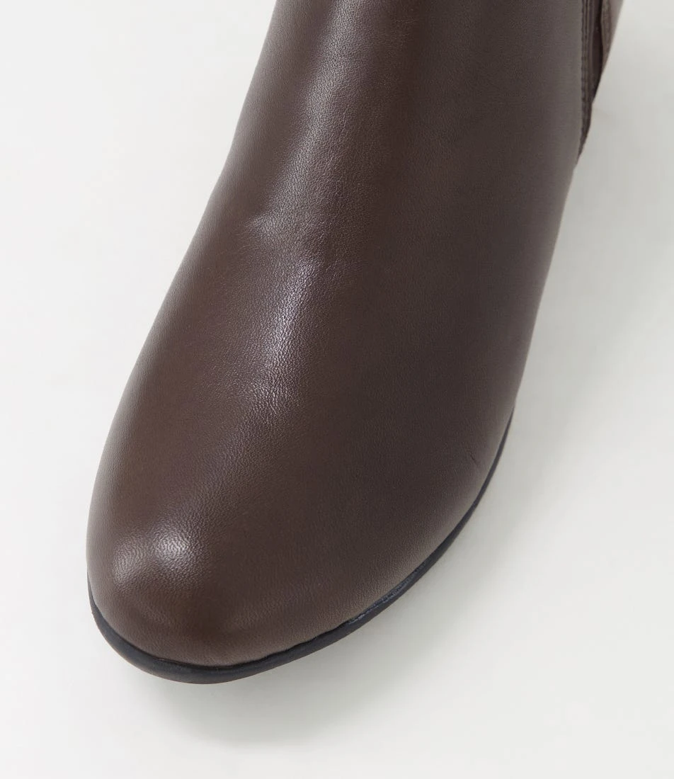 Gista Choc Leather Chelsea Boots 6 Gista Choc Leather Chelsea Boots - Image 4