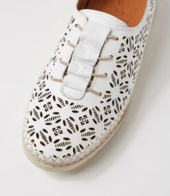 Moddy White Taupe Leather Flat Shoes -Lynx Shoes Shop DF13010WACLE 5