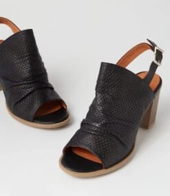 Tinaar Black Leather Sandals 11 Tinaar Black Leather Sandals -Lynx Shoes Shop DF13041BLALE 6
