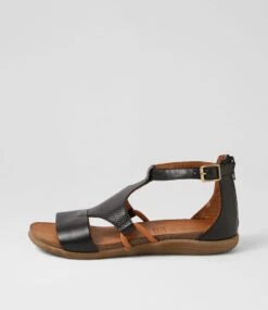 Sarrin Black Tan Leather Sandals