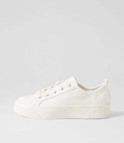 New Products 1 Daelin White Canvas Sneakers