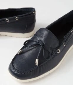 Alycee Navy Leather Loafers -Lynx Shoes Shop DF13174DBYLE 6
