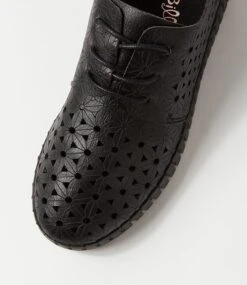 Usho Black Cut Out Sneakers 10 Usho Black Cut Out Sneakers -Lynx Shoes Shop IL12018BLASM 5