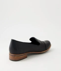 Helska Black Flat Shoes -Lynx Shoes Shop IL12029BLASM 4