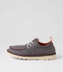 Edekine Fog Canvas Sneakers