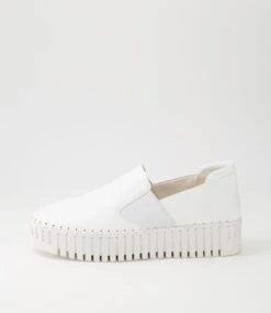 Bodegon White Sneakers