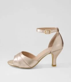 Ascheen Champagne Sandals
