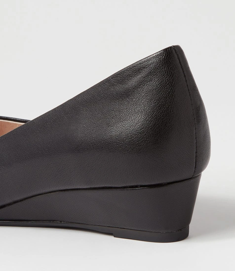 Elandra Black Leather Flat Shoes 7 Elandra Black Leather Flat Shoes - Image 5