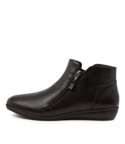 Fallenn Black Leather