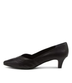 Laughs Black Leather Heels