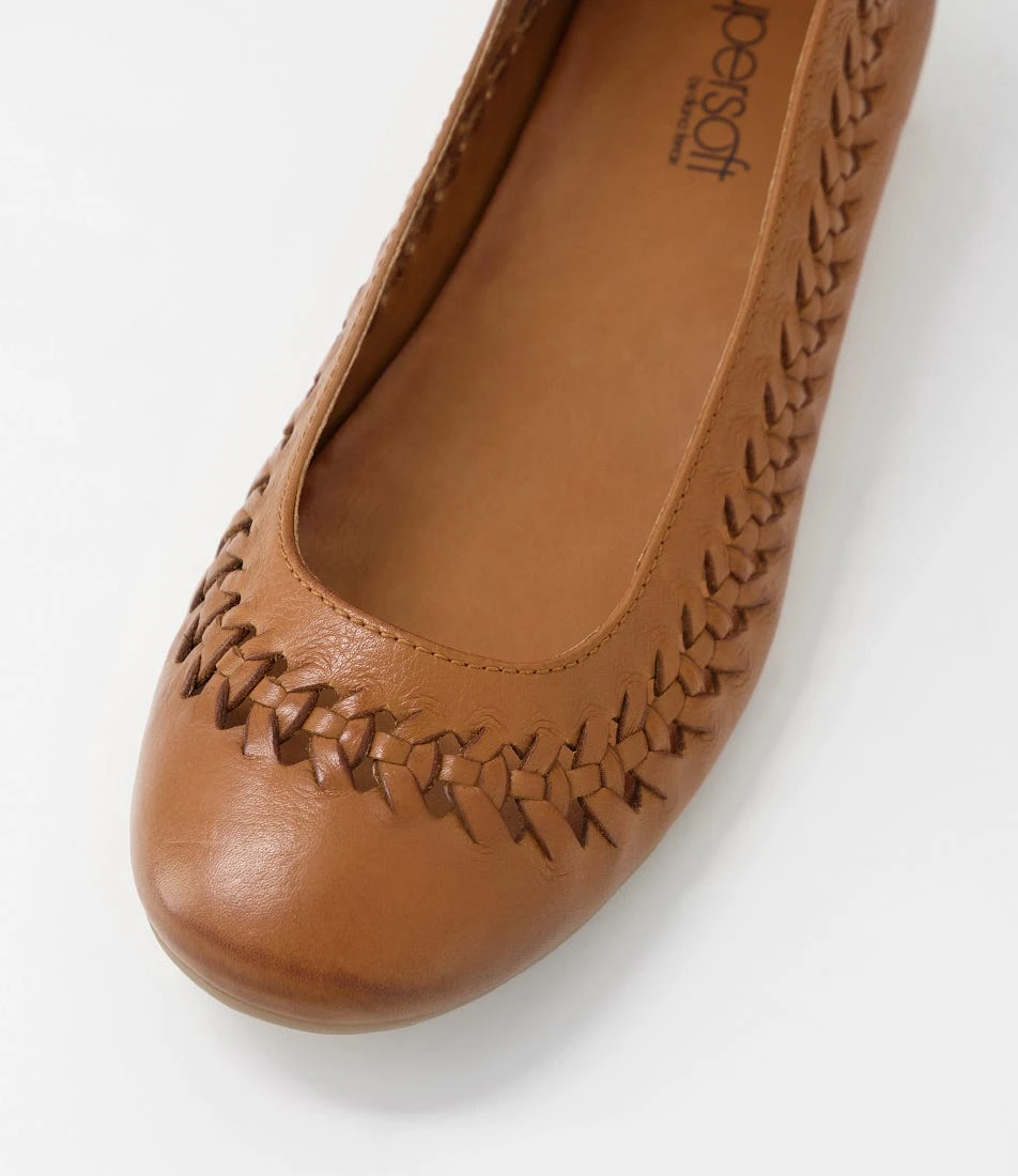 Elsas New Tan Leather Flat Shoes 6 Elsas New Tan Leather Flat Shoes - Image 4