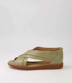 Sensat2 Khaki Leather Sandals