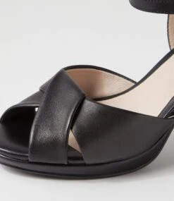 Surrender Black Leather Sandals 11 Surrender Black Leather Sandals -Lynx Shoes Shop SU12748BLALE 6