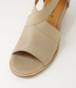 Playa Light Taupe Leather Sandals -Lynx Shoes Shop SU12806NJLLE 5