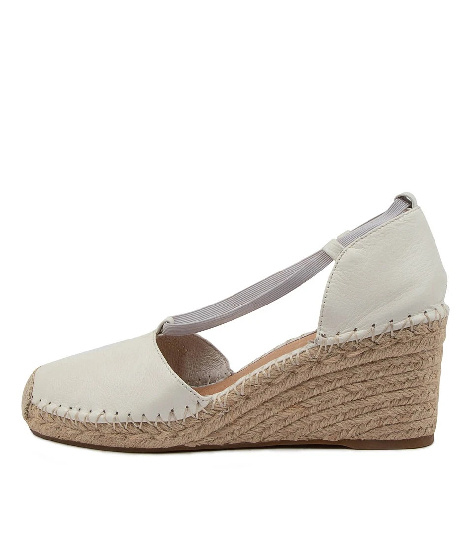 Janeys To White Leather 3 Janeys To White Leather