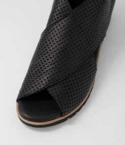 Gwisse Black Leather Sandals Bs -Lynx Shoes Shop TO13084B75LE 5