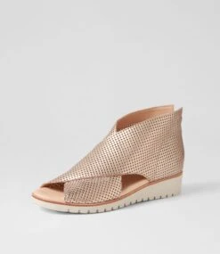 Gwisse Champagne Almond Leather Sandals -Lynx Shoes Shop TO13084M4ILE 3