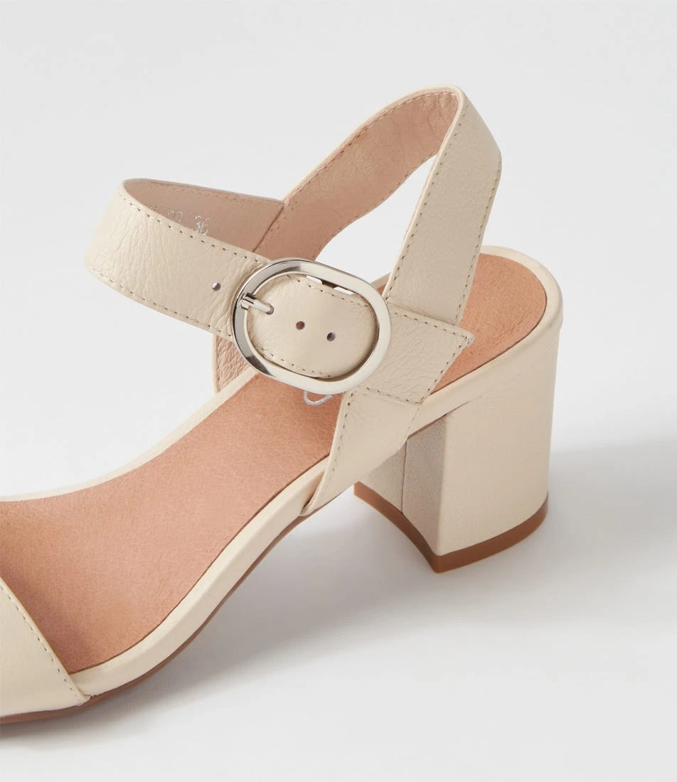 Geonn Milk Leather Sandals 7 Geonn Milk Leather Sandals - Image 5