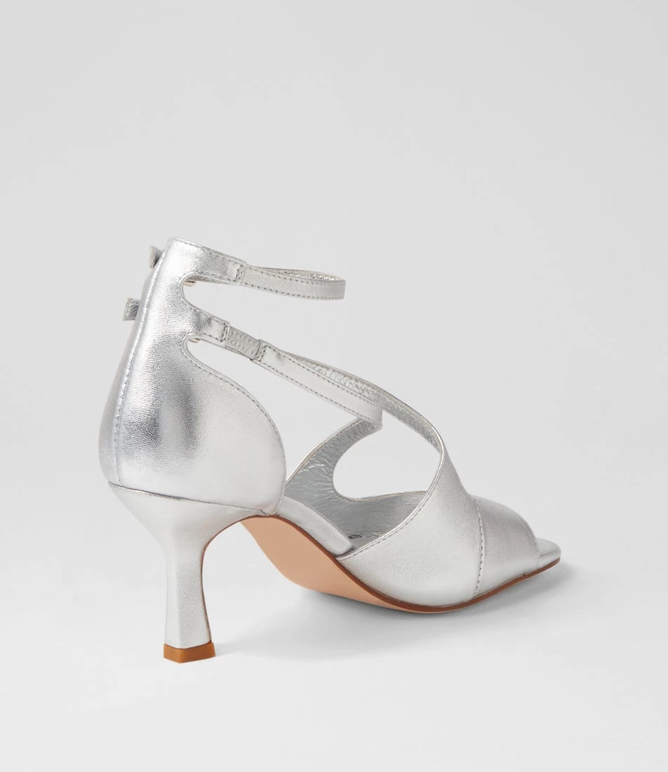 Lanyey Silver Leather Sandals 5 Lanyey Silver Leather Sandals - Image 3