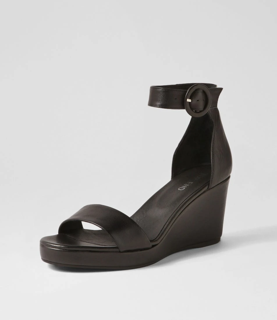 Waire Black Leather Sandals 4 Waire Black Leather Sandals - Image 2