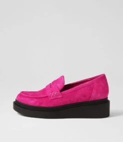Zoafa Fuchsia Black Suede Loafers