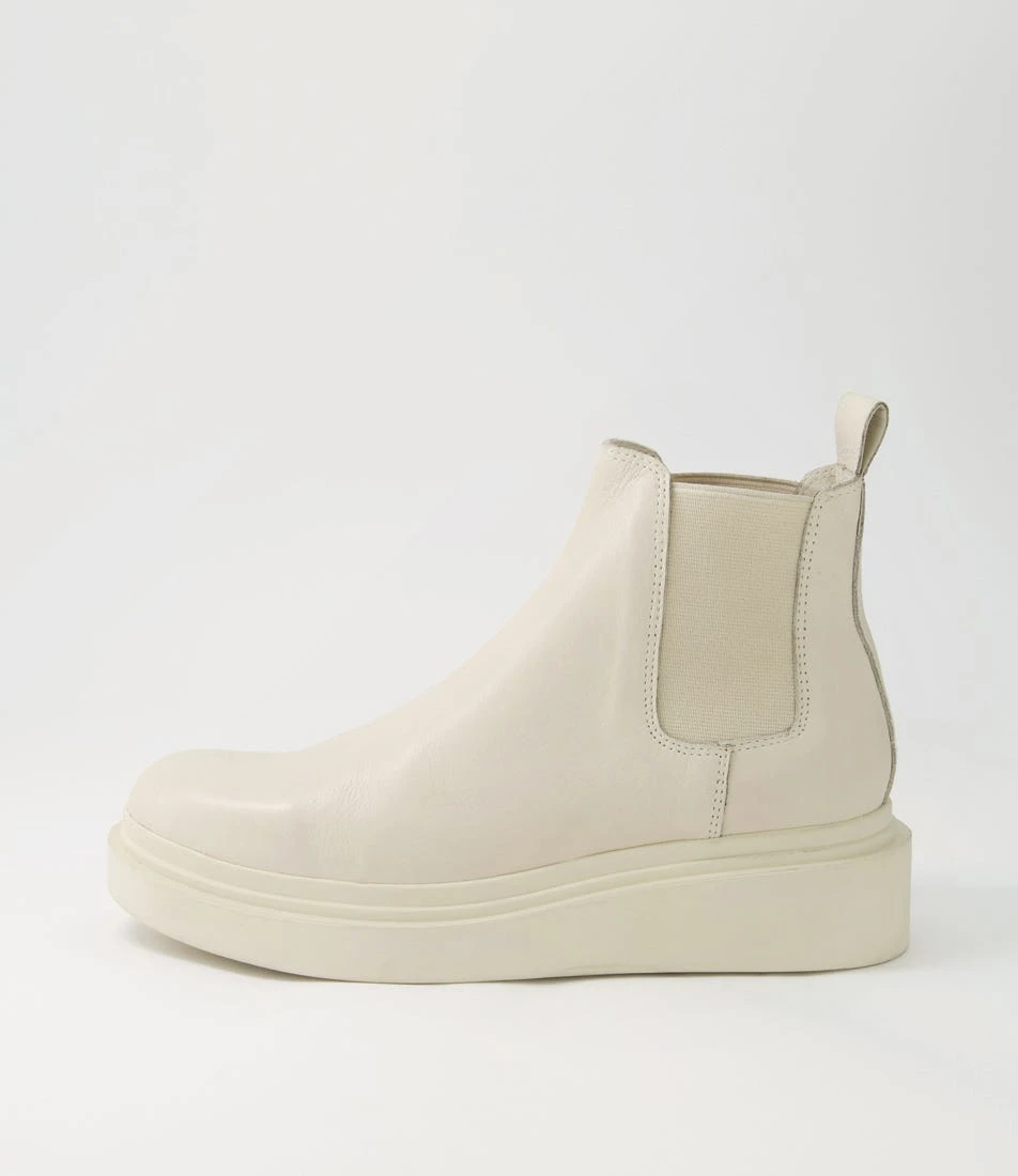 Zoopy Milk Leather Elastic Chelsea Boots 3 Zoopy Milk Leather Elastic Chelsea Boots